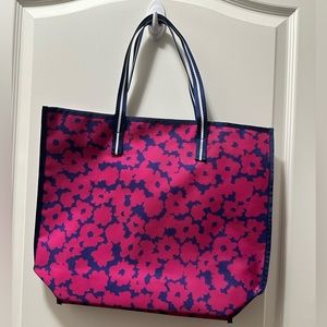 NEW ESTÉE LAUDER TOTE